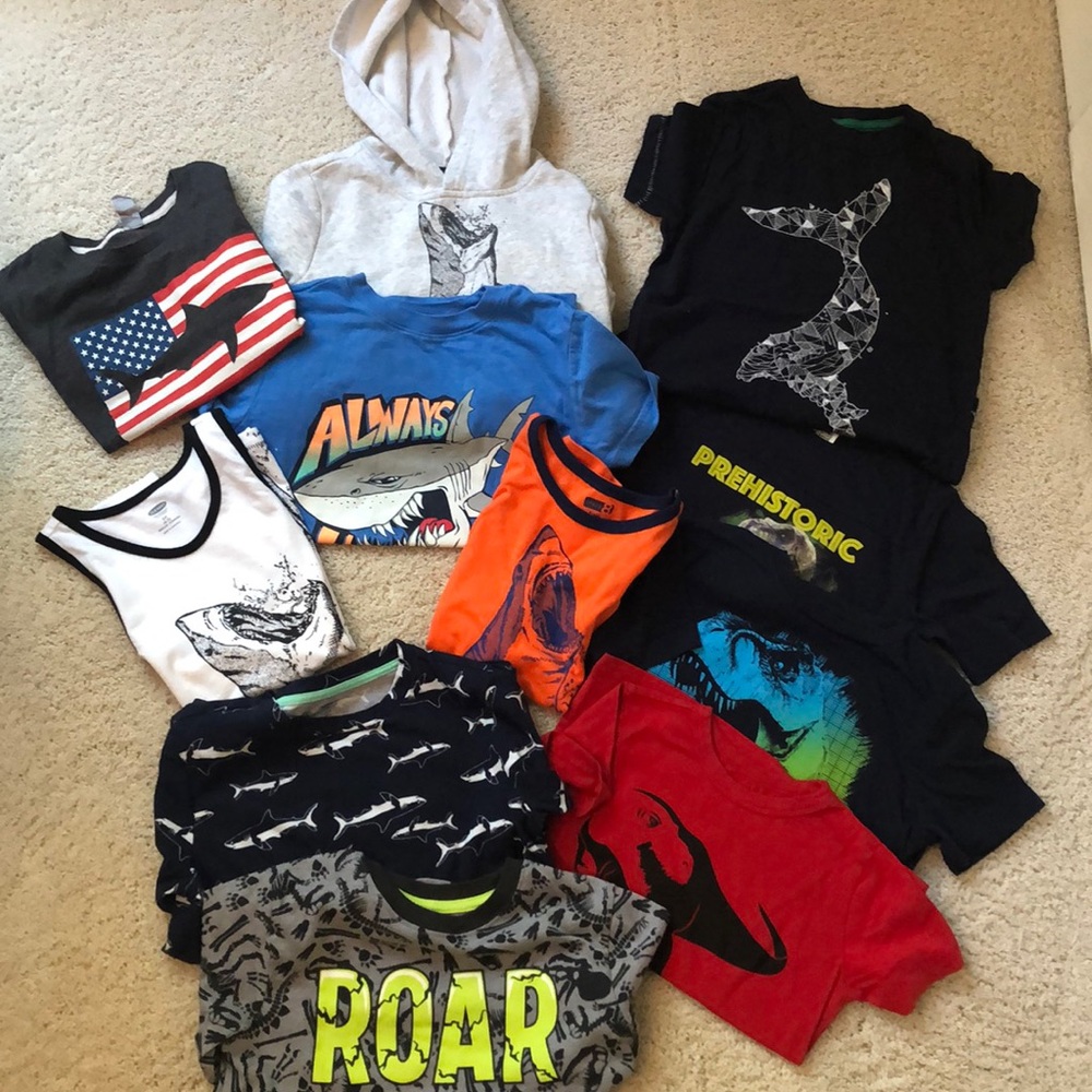 BUNDLE Shark And Dinosaur shirts!! 🦈 🦖